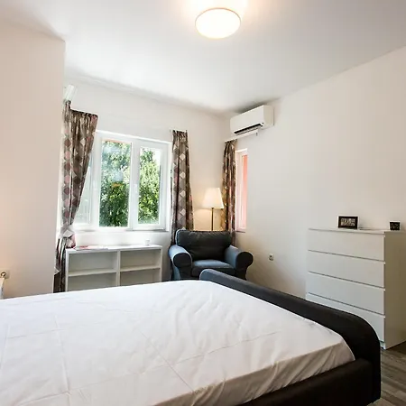 Apartment Center Big Family With Garden View Plovdiv