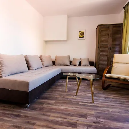 Center Big Family With Garden View Apartment Plovdiv